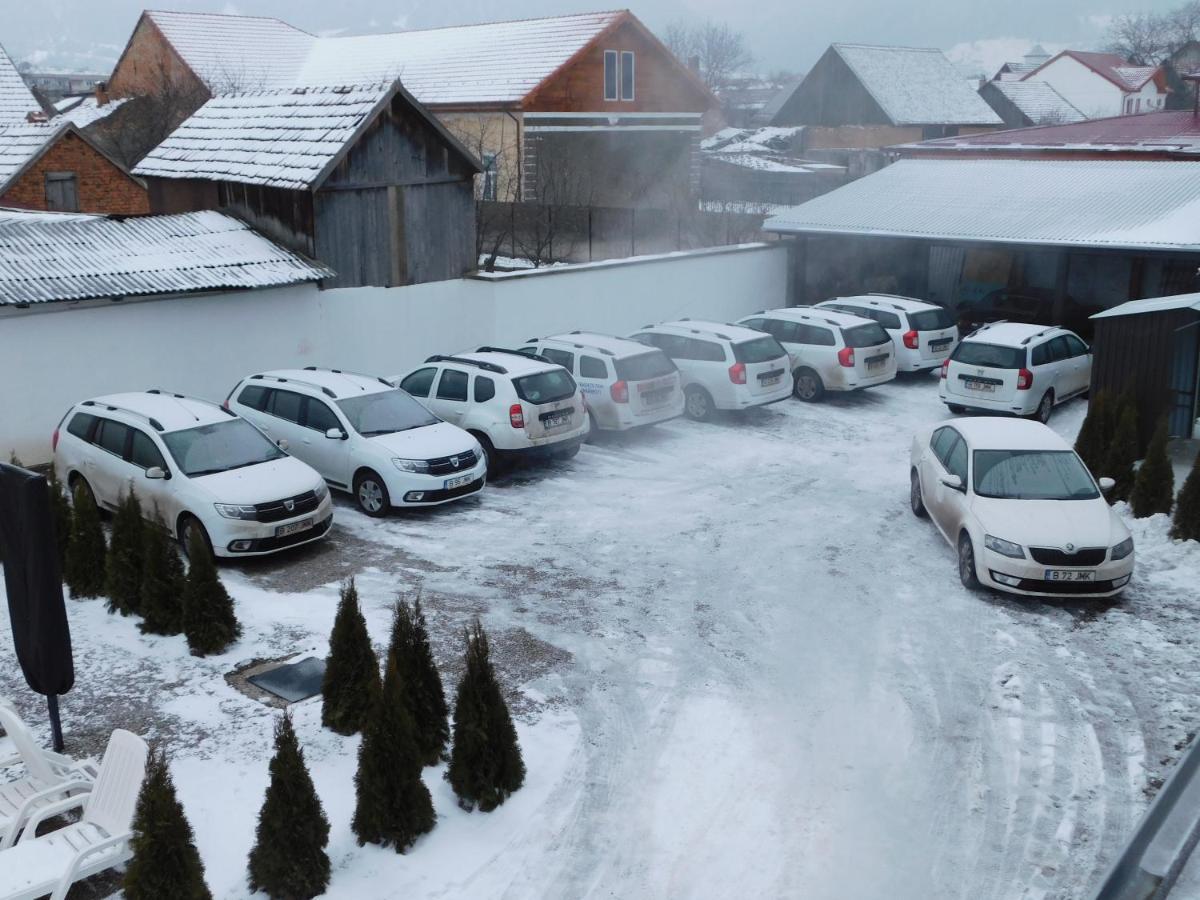 Mountain Vista Suites Zarnesti Luaran gambar