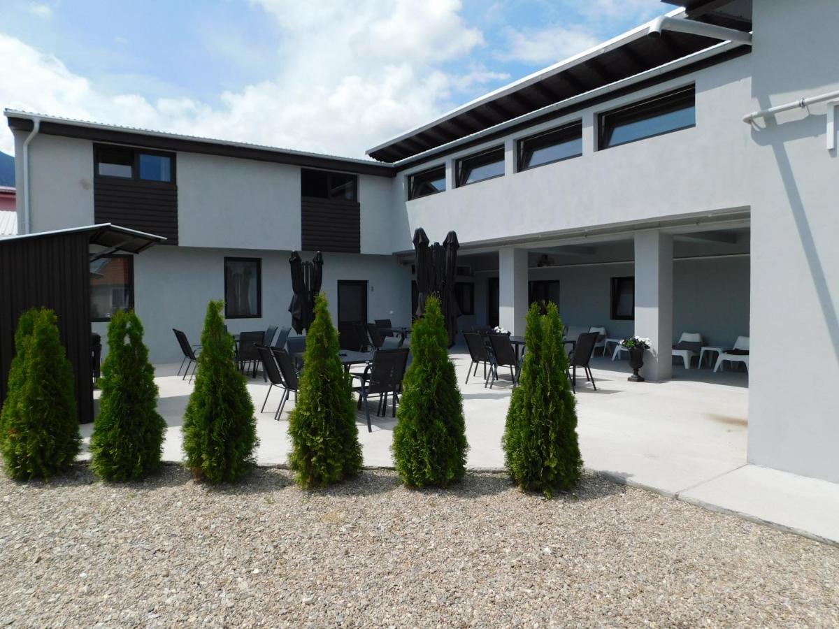 Mountain Vista Suites Zarnesti Luaran gambar