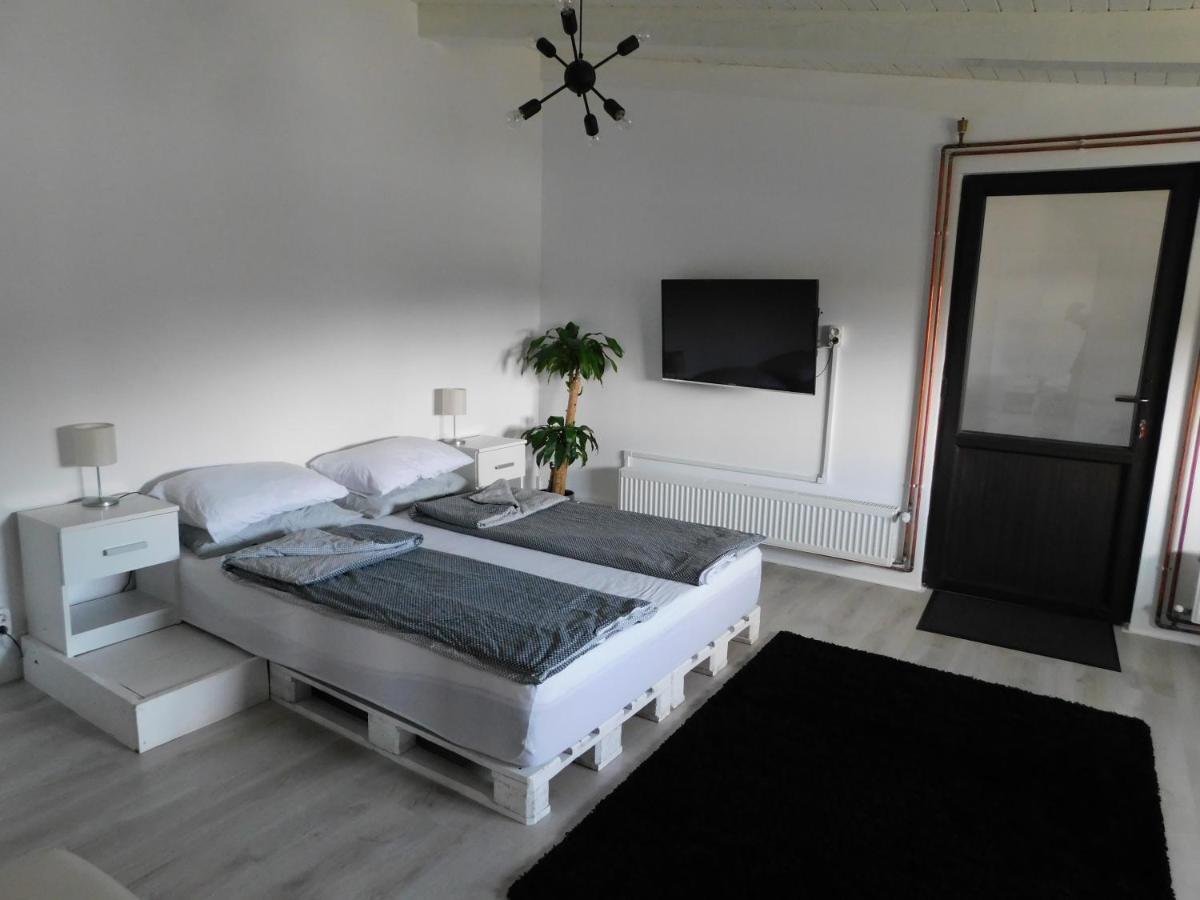 Mountain Vista Suites Zarnesti Luaran gambar